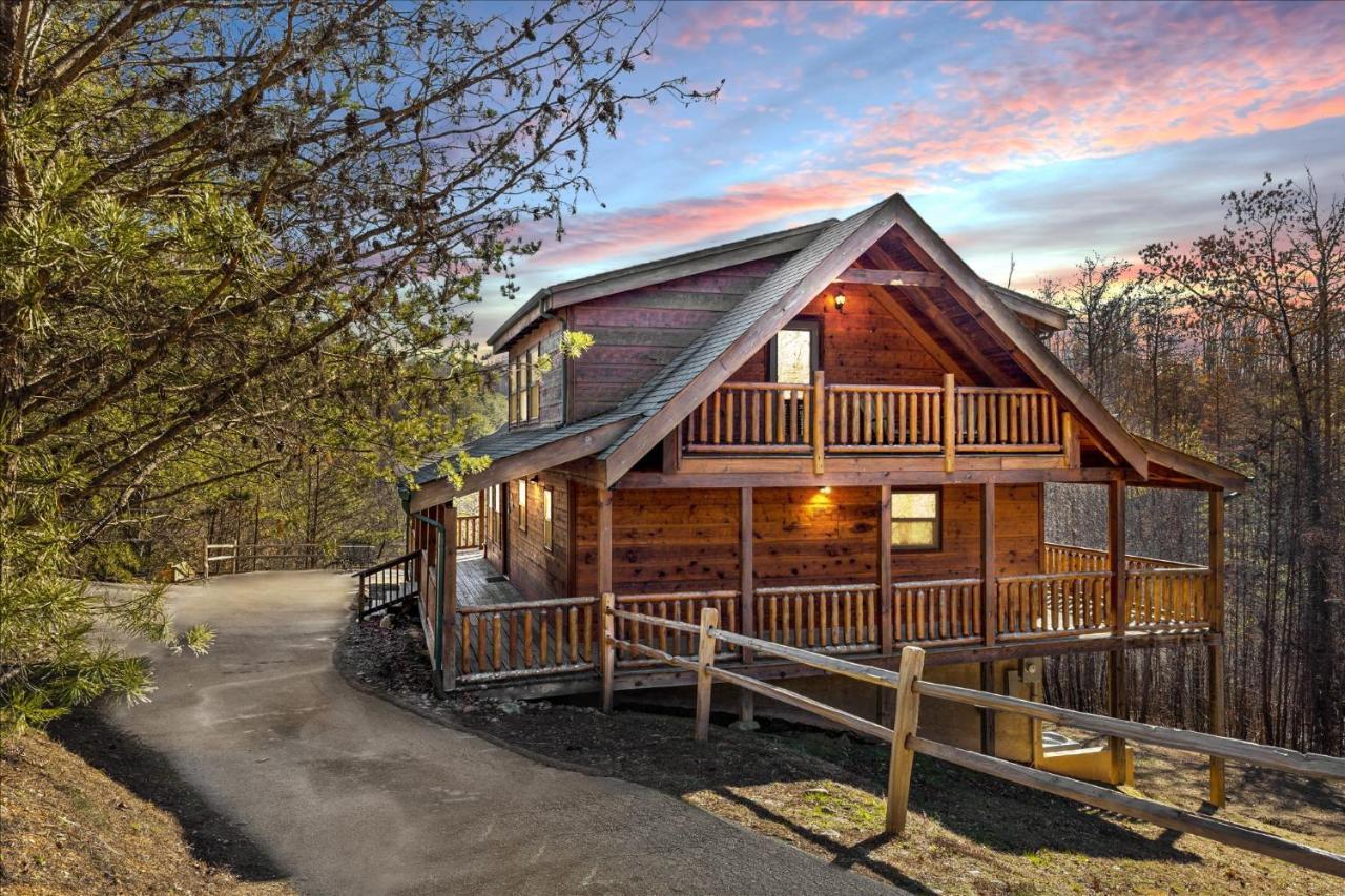 Peace Of Mind Cabin Севьервилл Экстерьер фото