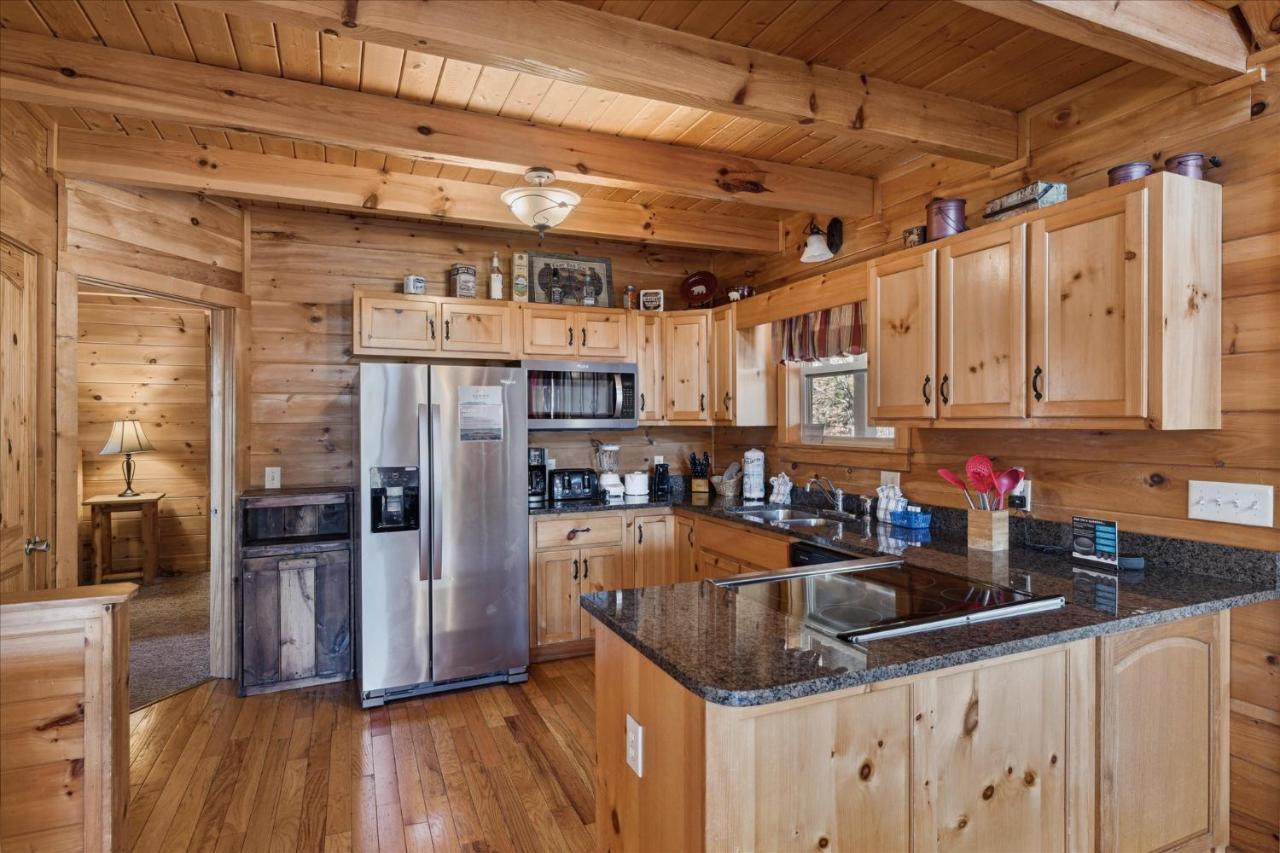 Peace Of Mind Cabin Севьервилл Экстерьер фото