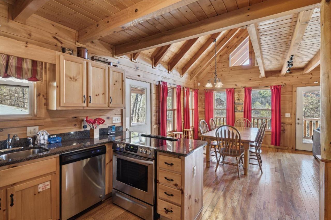 Peace Of Mind Cabin Севьервилл Экстерьер фото