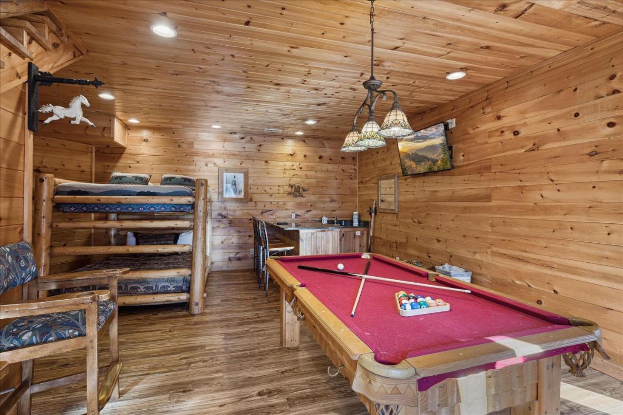Peace Of Mind Cabin Севьервилл Экстерьер фото